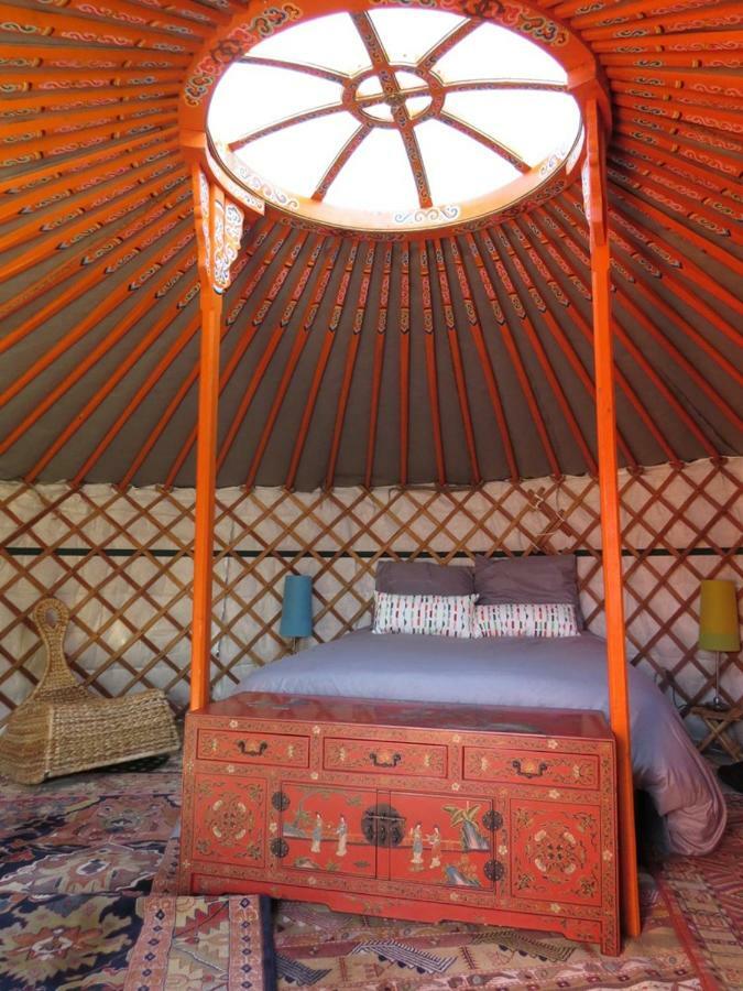 Les Tramois Hotell Donzy Eksteriør bilde